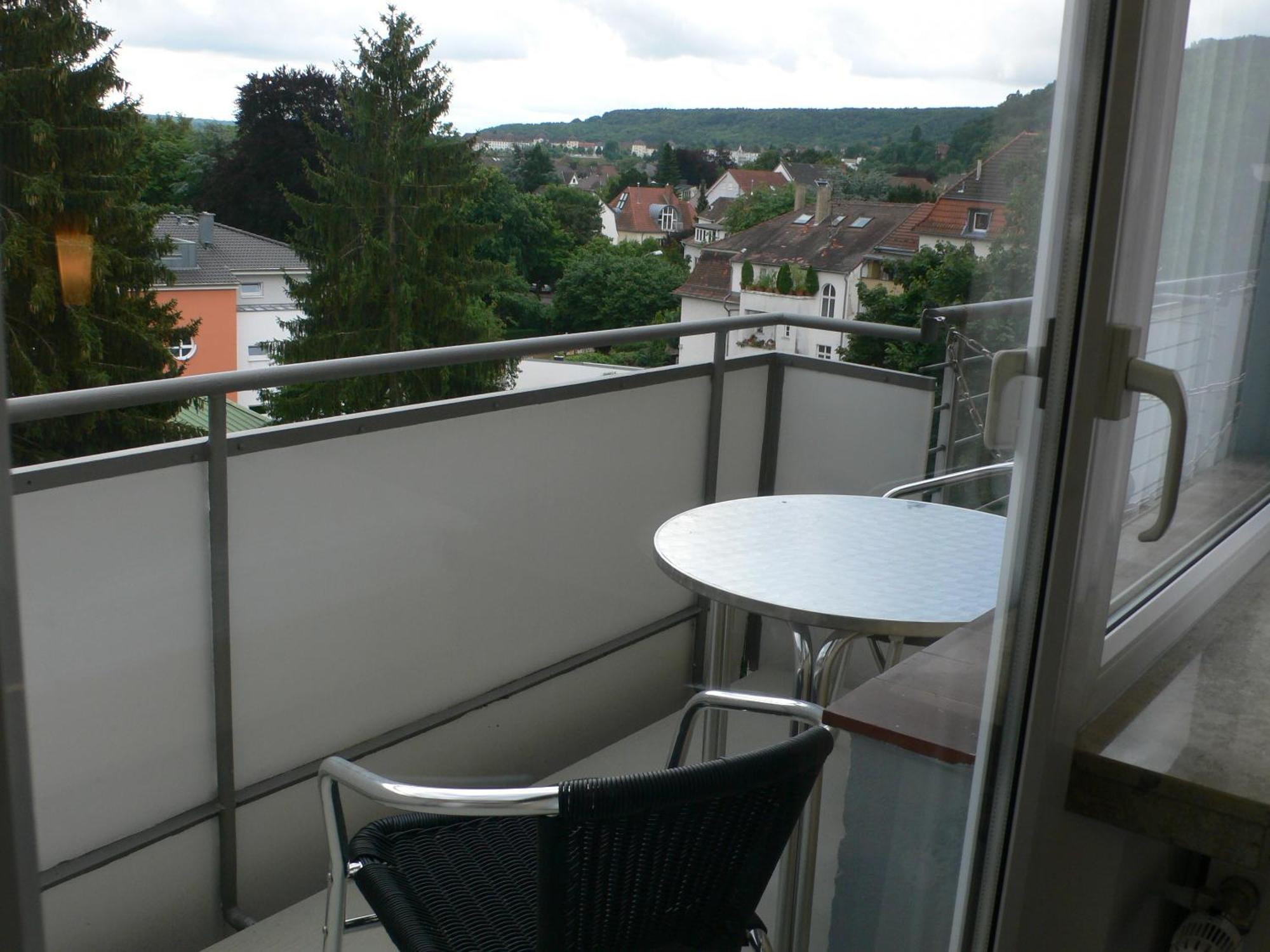 Hotel Meran Hallenbad&Sauna Saarbrücken Exterior foto